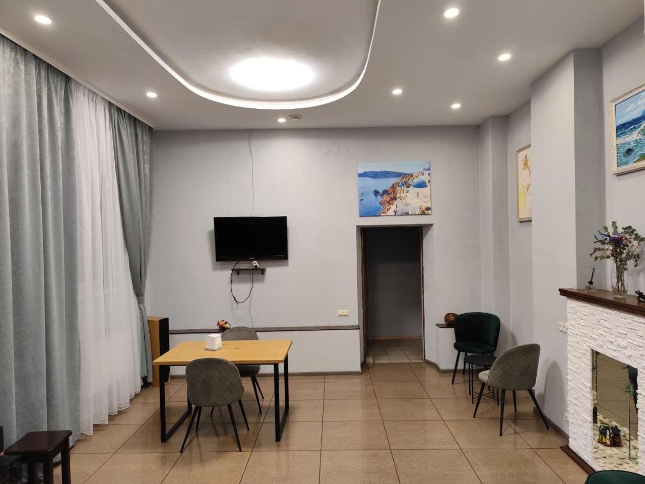 Mini-Hotel Ocean 키예프 외부 사진