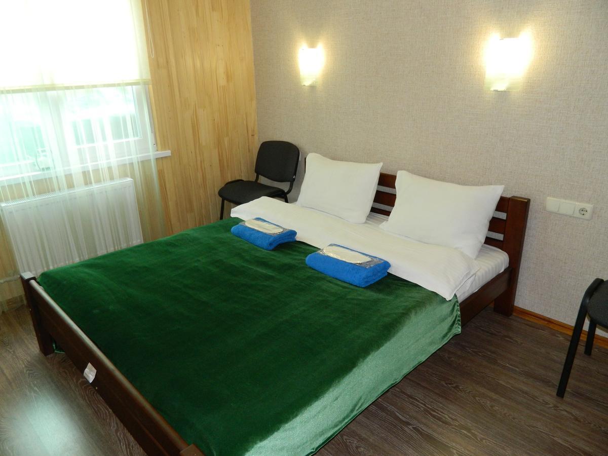 Mini-Hotel Ocean 키예프 외부 사진